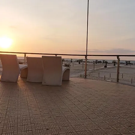 Studio Direct Aan Het Hoofdstrand Van - Naast Casino Ostende