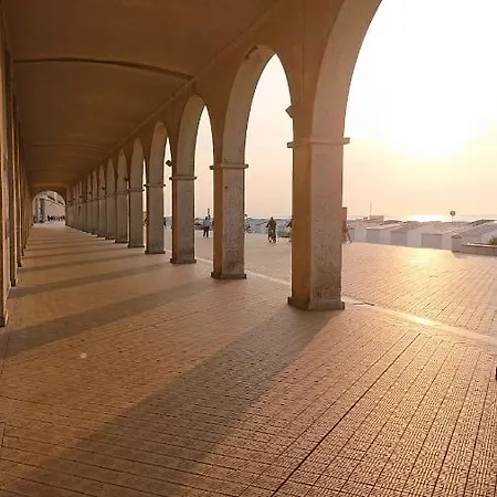 Studio Direct Aan Het Hoofdstrand Van - Naast Casino