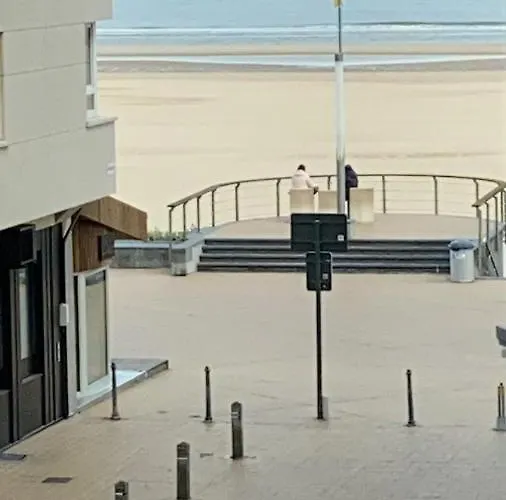 Studio Direct Aan Het Hoofdstrand Van - Naast Casino Appartement *
